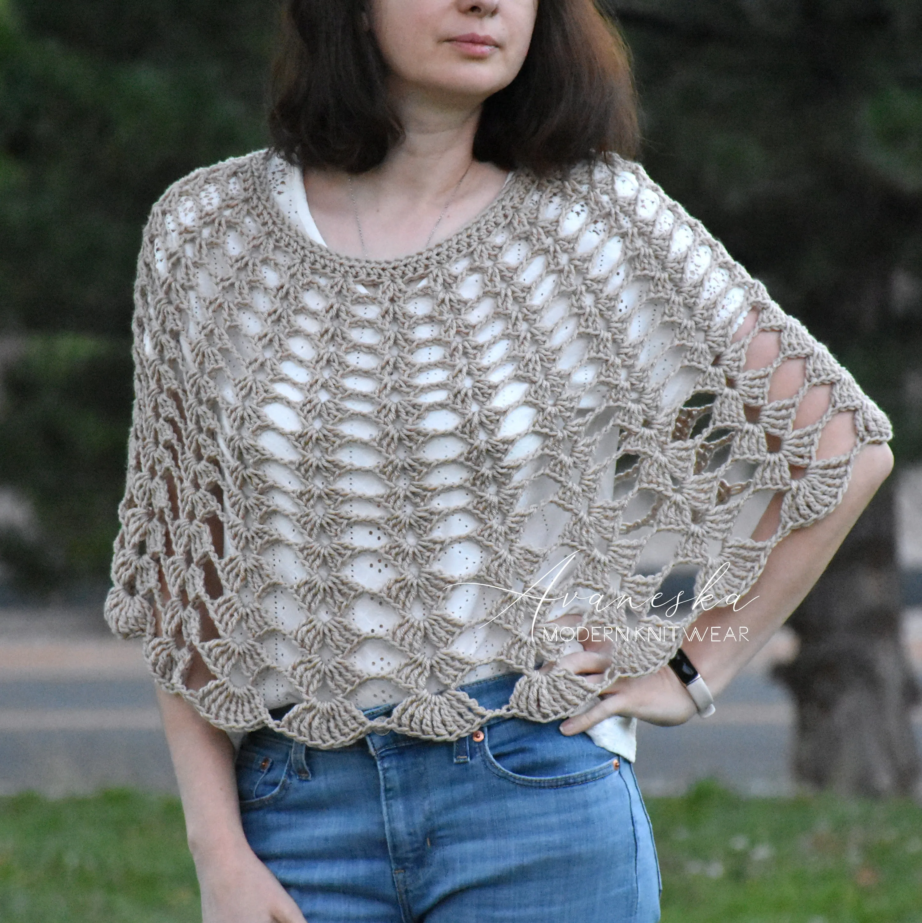 Crochet Round Capelet | The VENTANA